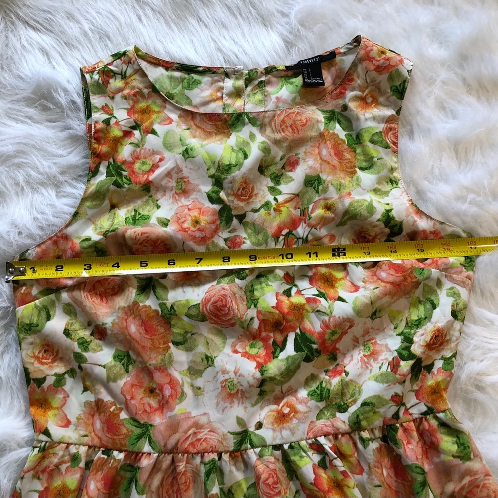🔥4/$20🔥F21 S Floral Peplum Blouse - Picture 8 of 8